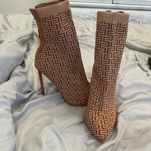 Rouge Helium Brown Patterned Heeled Boots